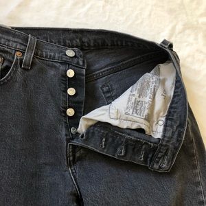 Levi’s 501 high rise cropped straight leg size 28